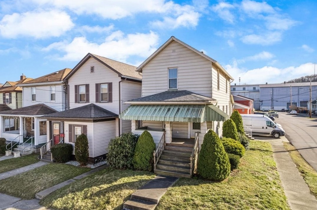 231 Crescent, Ellwood City, PA 16117