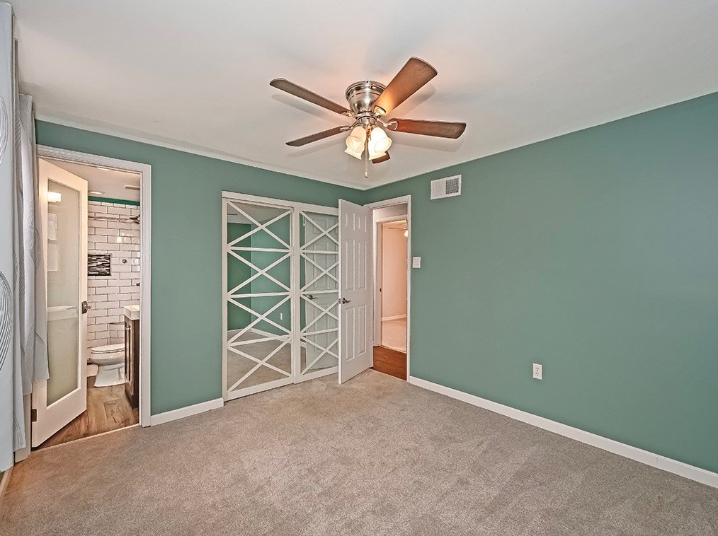 925 2nd Ave, Freedom PA  15042-2705 exterior