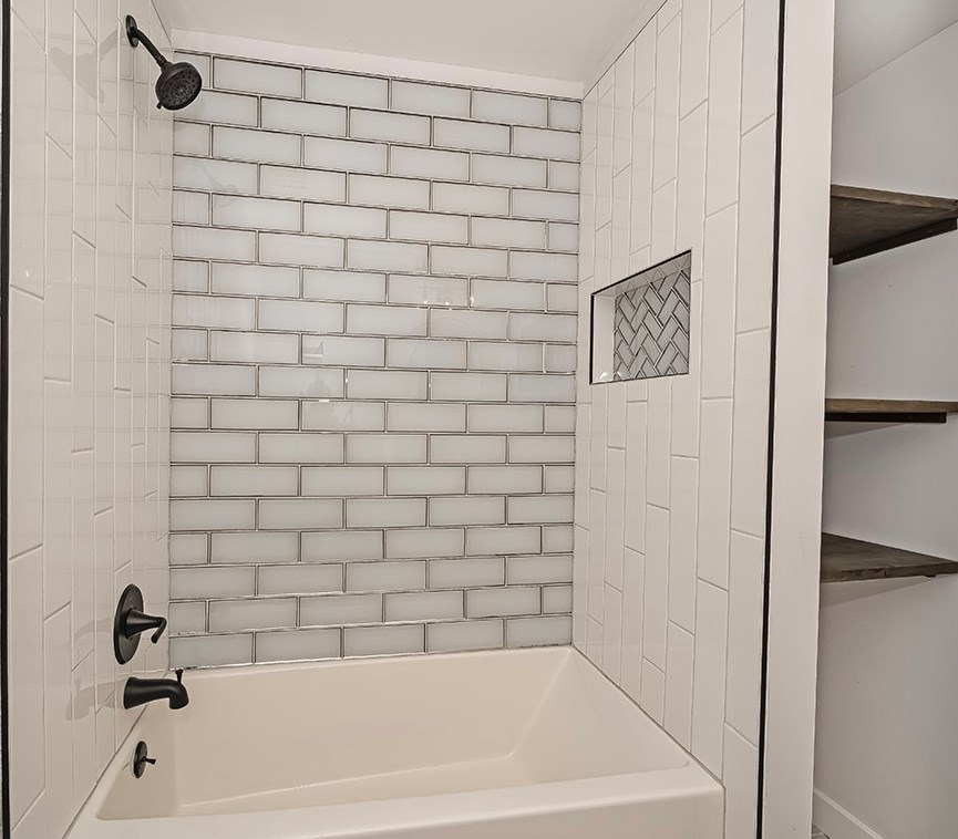 925 2nd Ave, Freedom PA  15042-2705 exterior