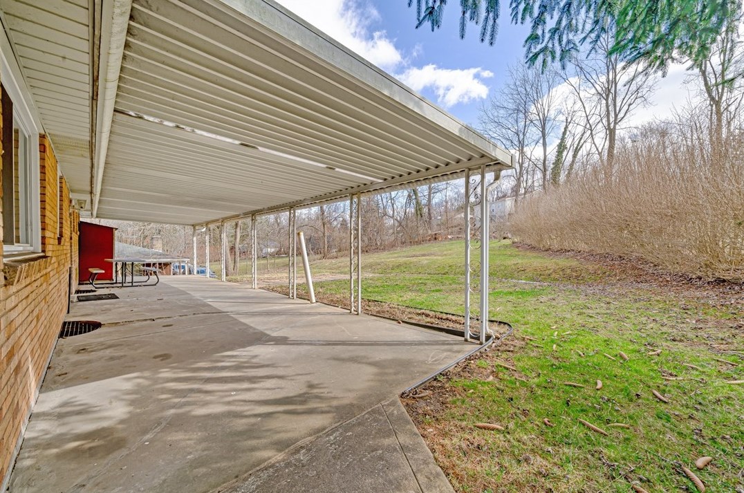 402 Old Haymaker Rd, Monroeville PA  15146-1357 exterior