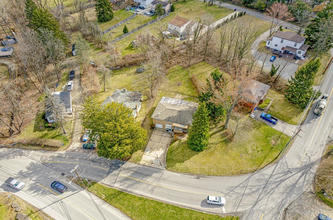 402 Old Haymaker Rd, Monroeville PA  15146-1357 exterior