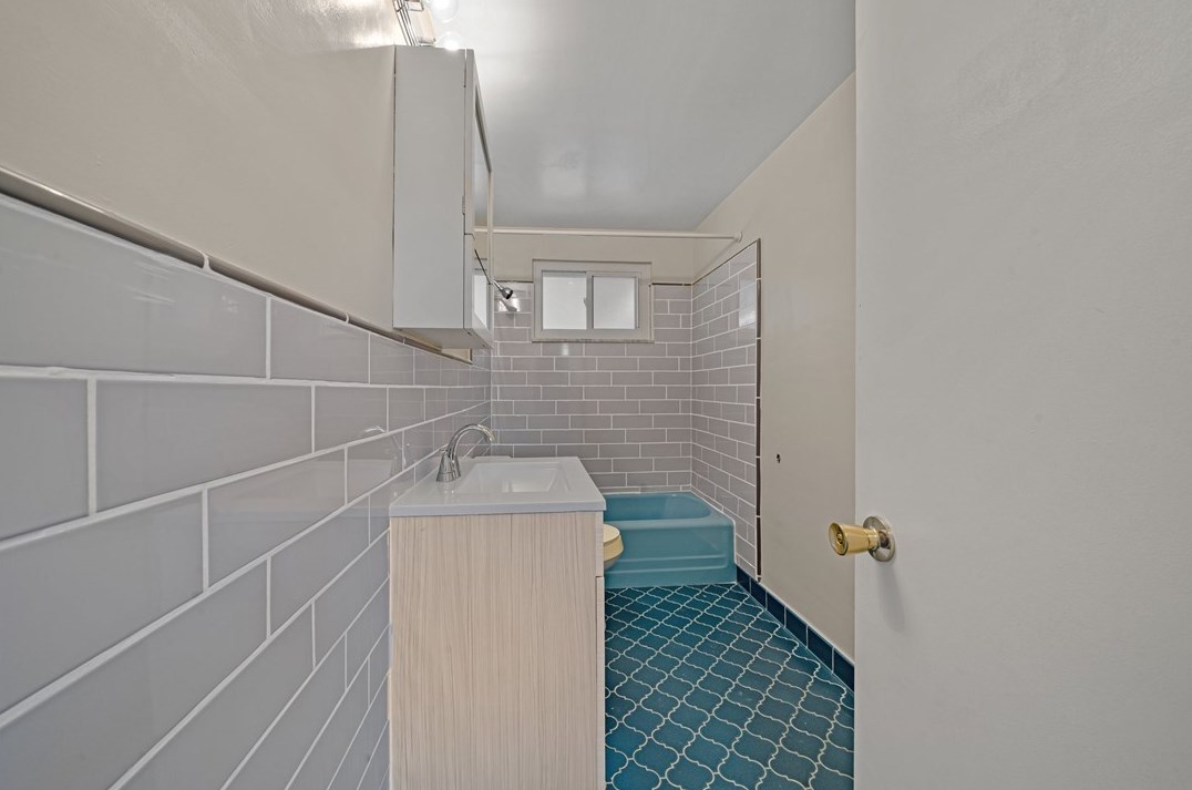 402 Old Haymaker Rd, Monroeville PA  15146-1357 exterior