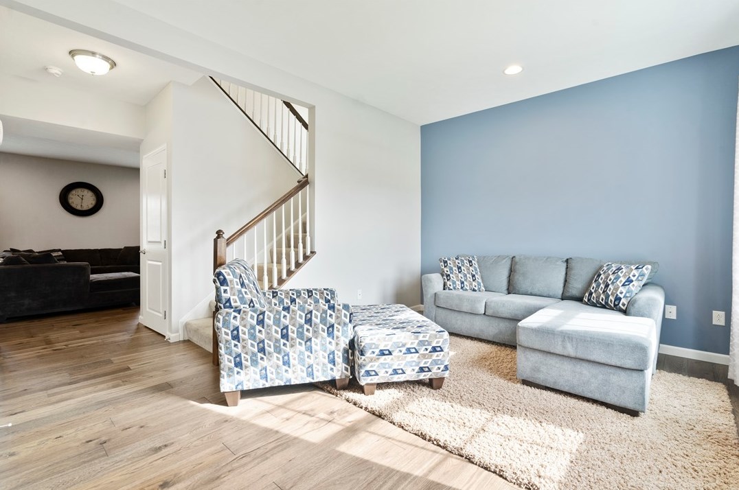 2045 Blackberry Ln, Valencia, PA 16059-2355