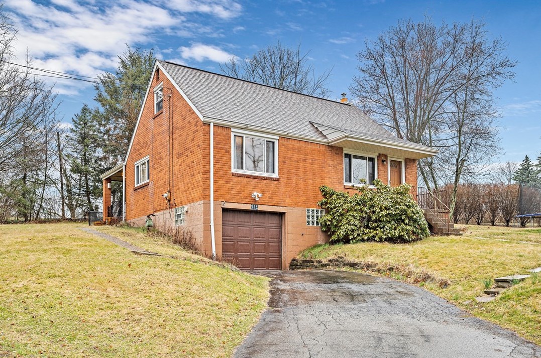 214 Dawkins Dr, Monroeville, PA 15146