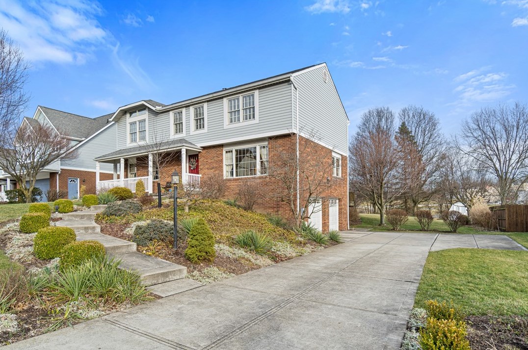 5823 Wallace Ave, Bethel Park, PA 15102-3476