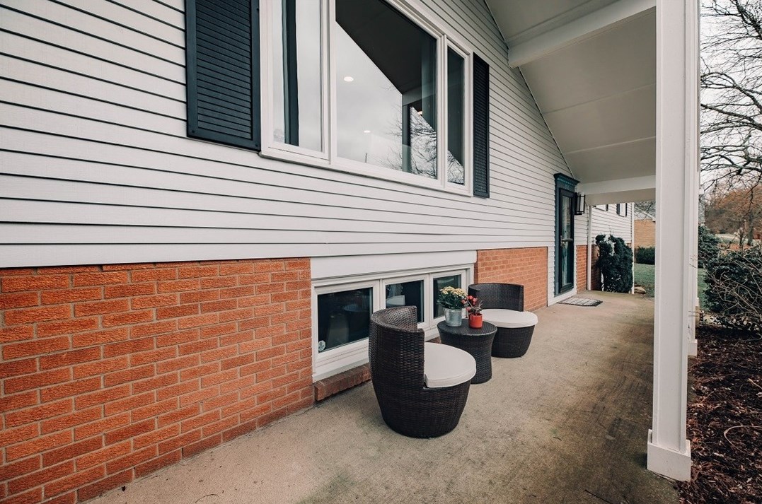 2740 Rebecca St, Indiana, PA 15701-2337