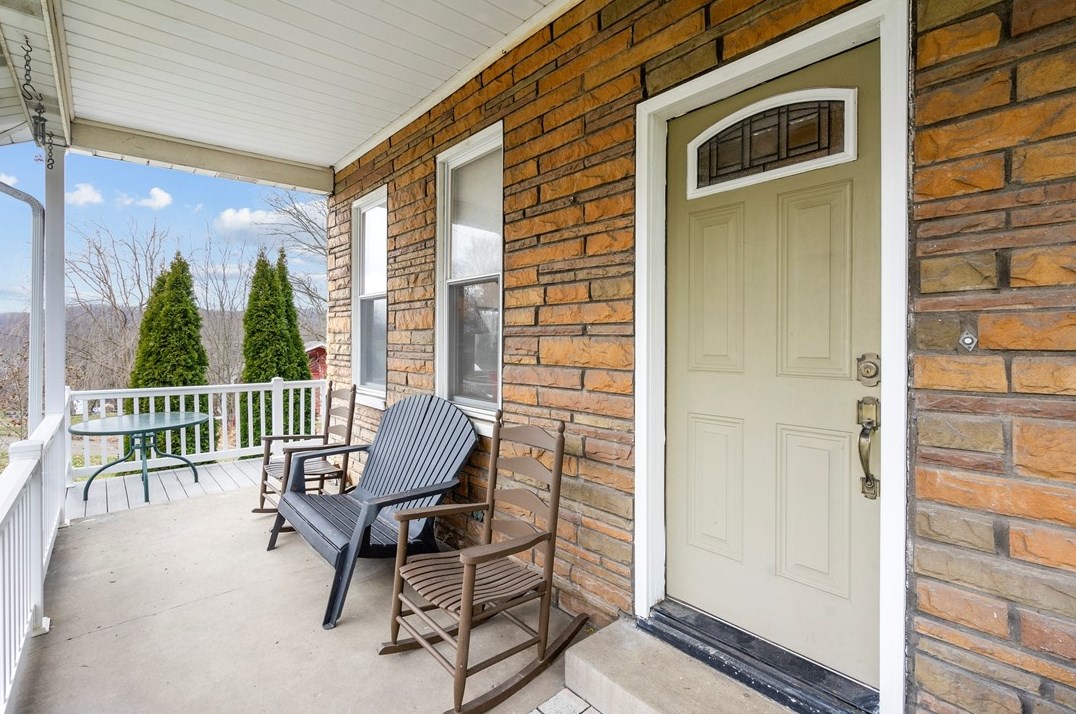 765 Athalia St, Baden, PA 15005-1526