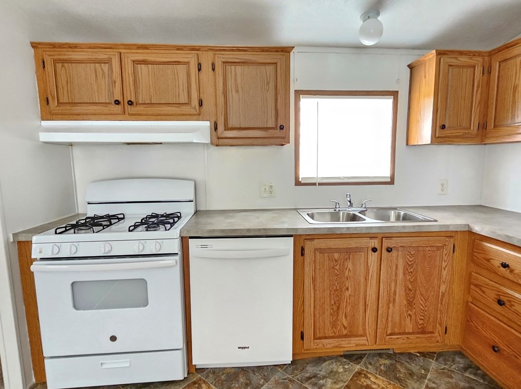 232 Baxter Ln, Butler PA  16001-8154 exterior