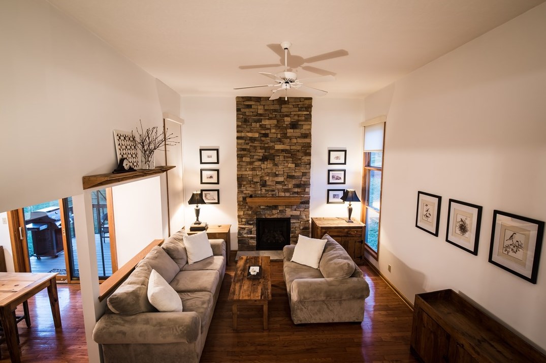 102 E Sunrise Circle, Butler, PA 16001