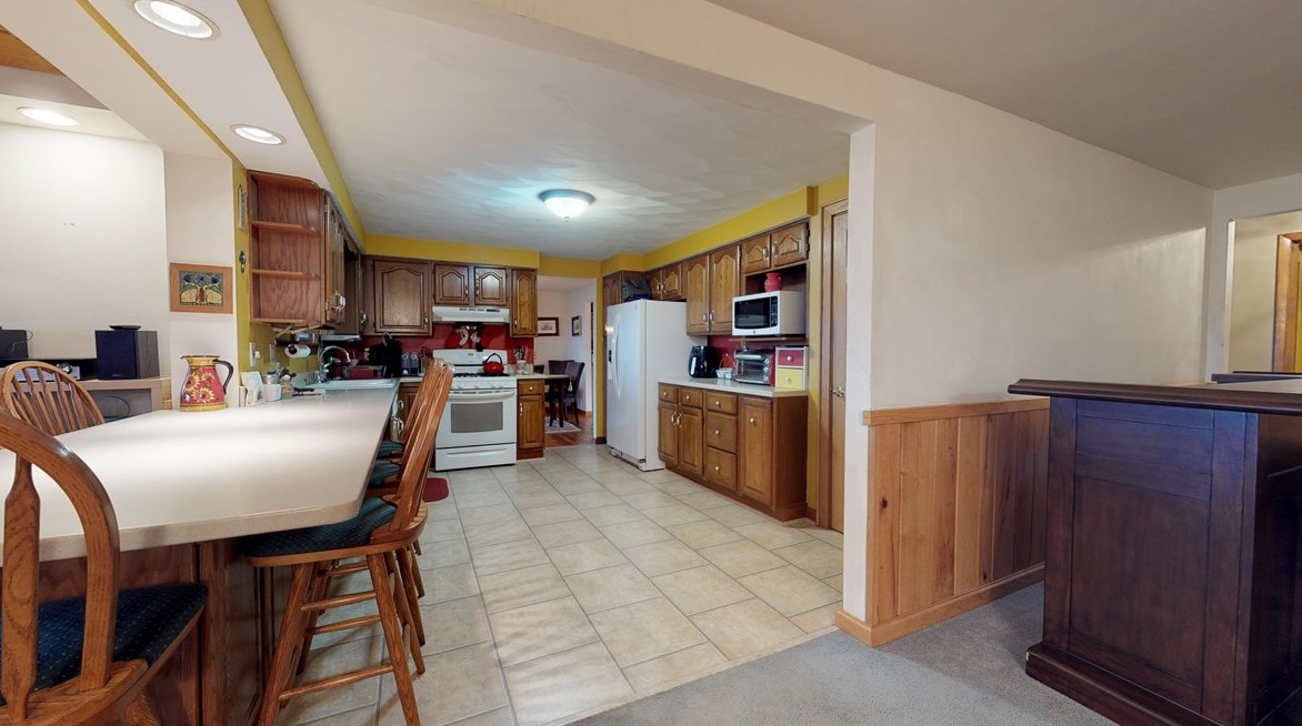 112 Tynewood Dr, Turtle Creek, PA 15145-1136