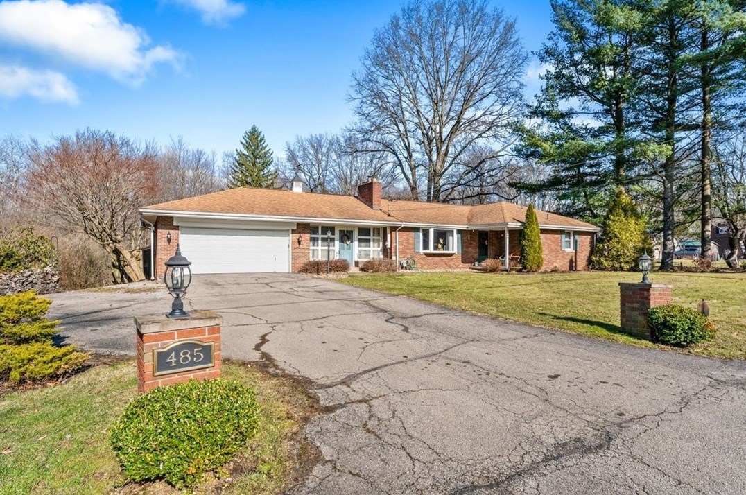 485 Collier Rd, Mercer, PA 16137