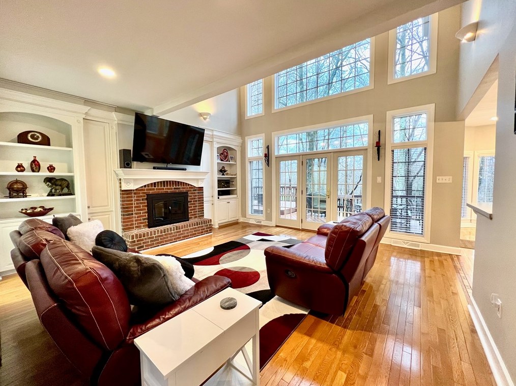 4003 Forest Glen Dr, Greensburg PA  15601-9068 exterior