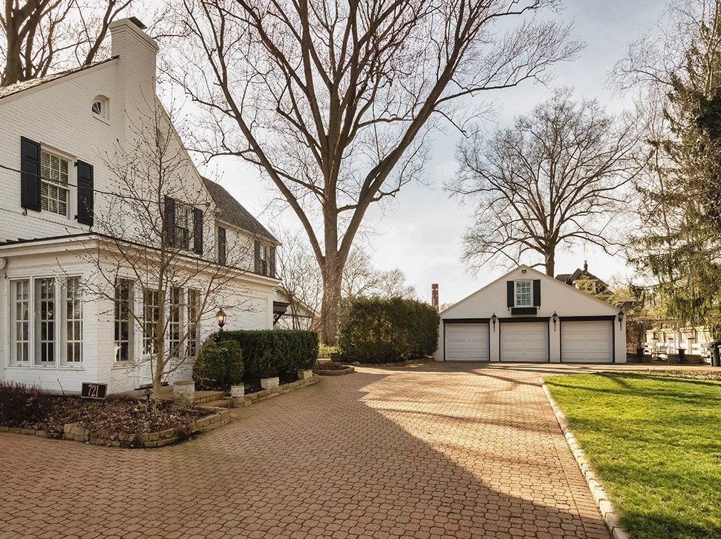 721 11th St, Oakmont, PA 15139