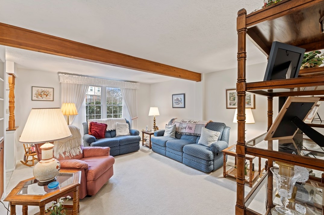 371 Scott Ln, Venetia, PA 15367