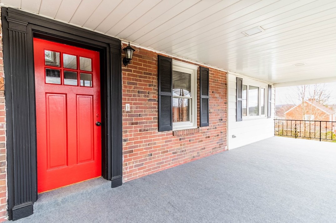 800 7th St, Verona, PA 15147