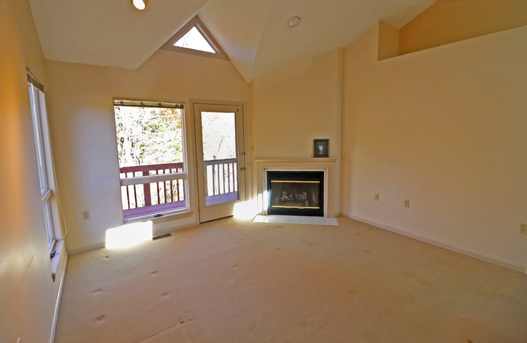 311 Vista Dr, Greensburg, PA 15601