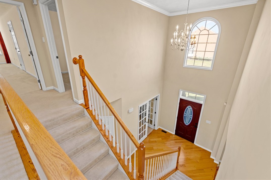 1016 Autumn Woods Dr, Moon Twp, PA 15108