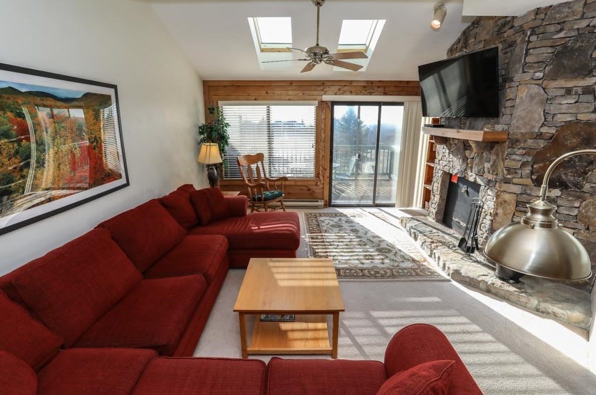 8082 Meadowridge Dr Seven, Champion, PA 15622