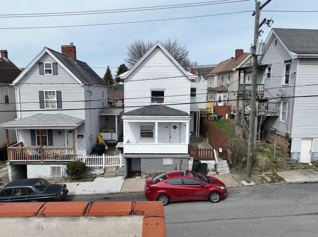 607 Grove St, Greensburg, PA 15601