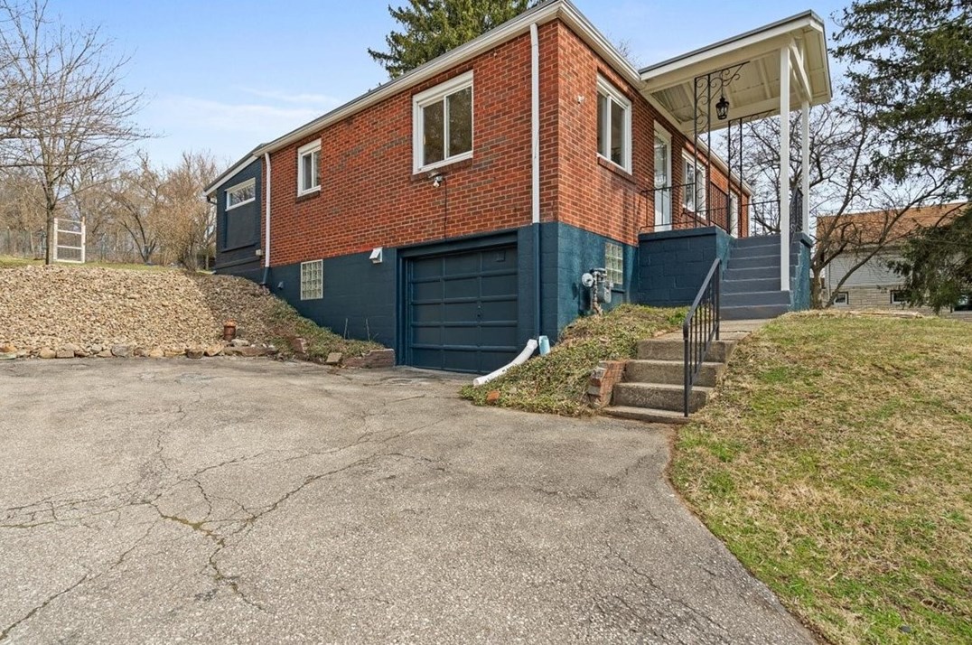 409 Hulton Rd, Verona, PA 15147