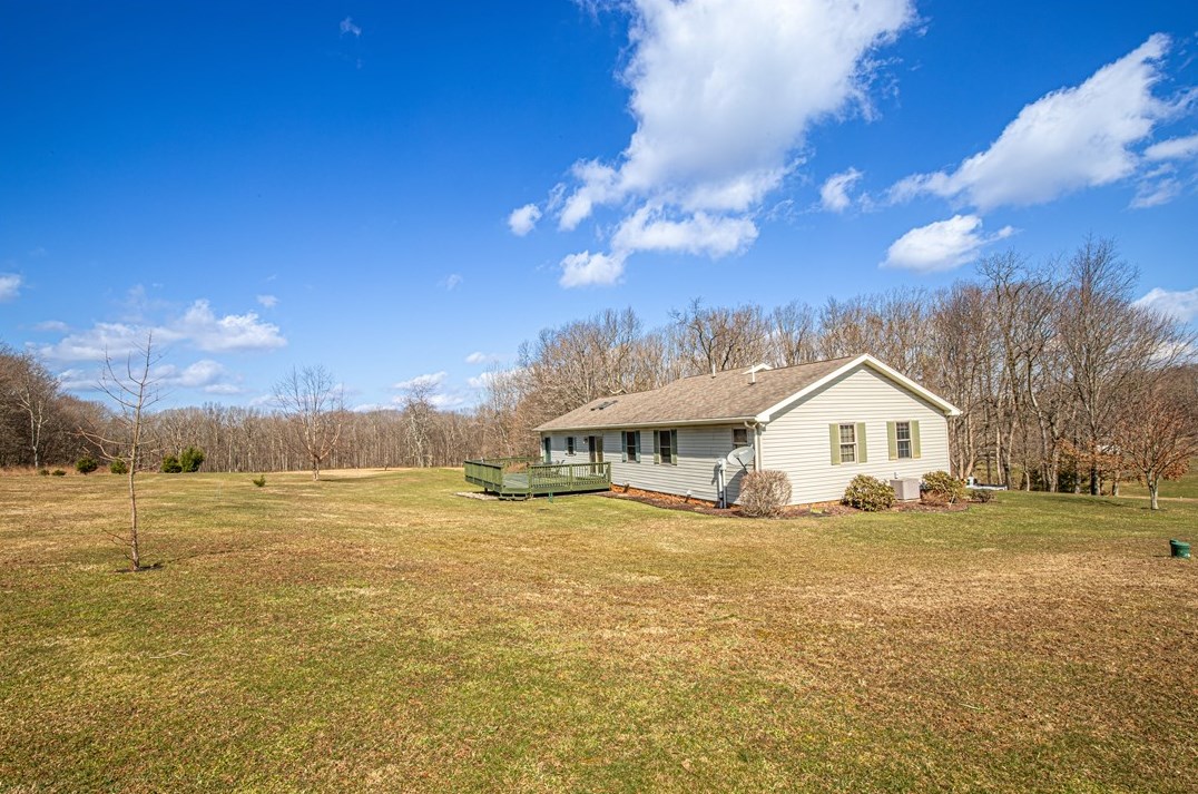 82 Sunset Vw Ln, Ohiopyle, PA 15470