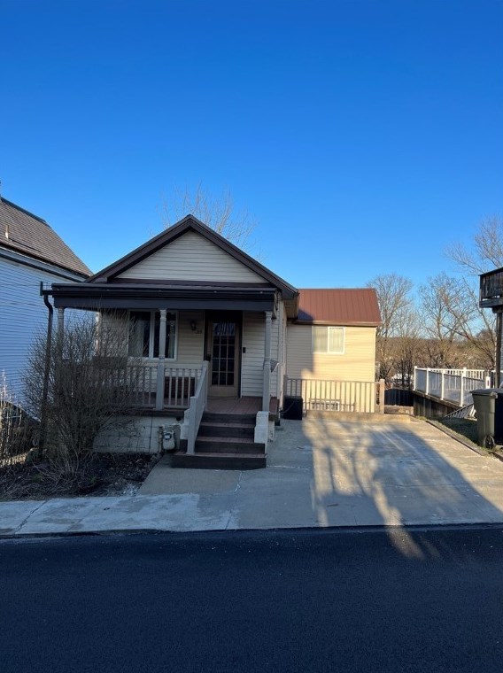 25 Hill St, Manor, PA 15665