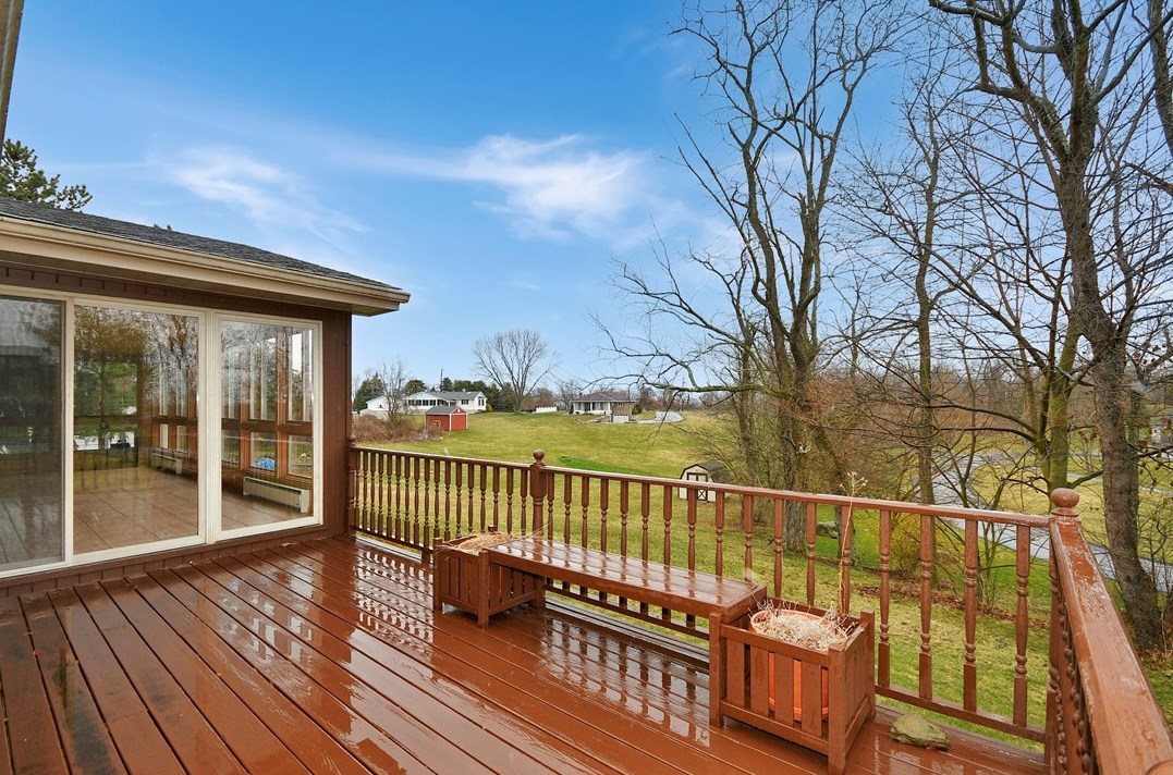 3127 Siler Dr, Finleyville, PA 15332