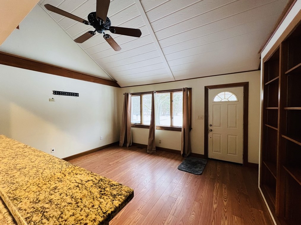 7 Forney Ln, New Castle PA  16105-1817 exterior