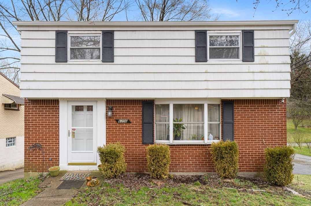 6356 Poketa Rd, Verona, PA 15147