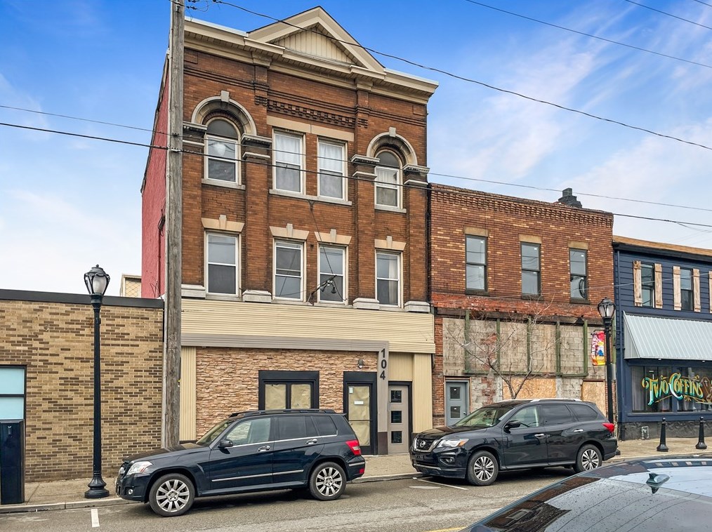 104 Brownsville Rd, Pittsburgh, PA 15210