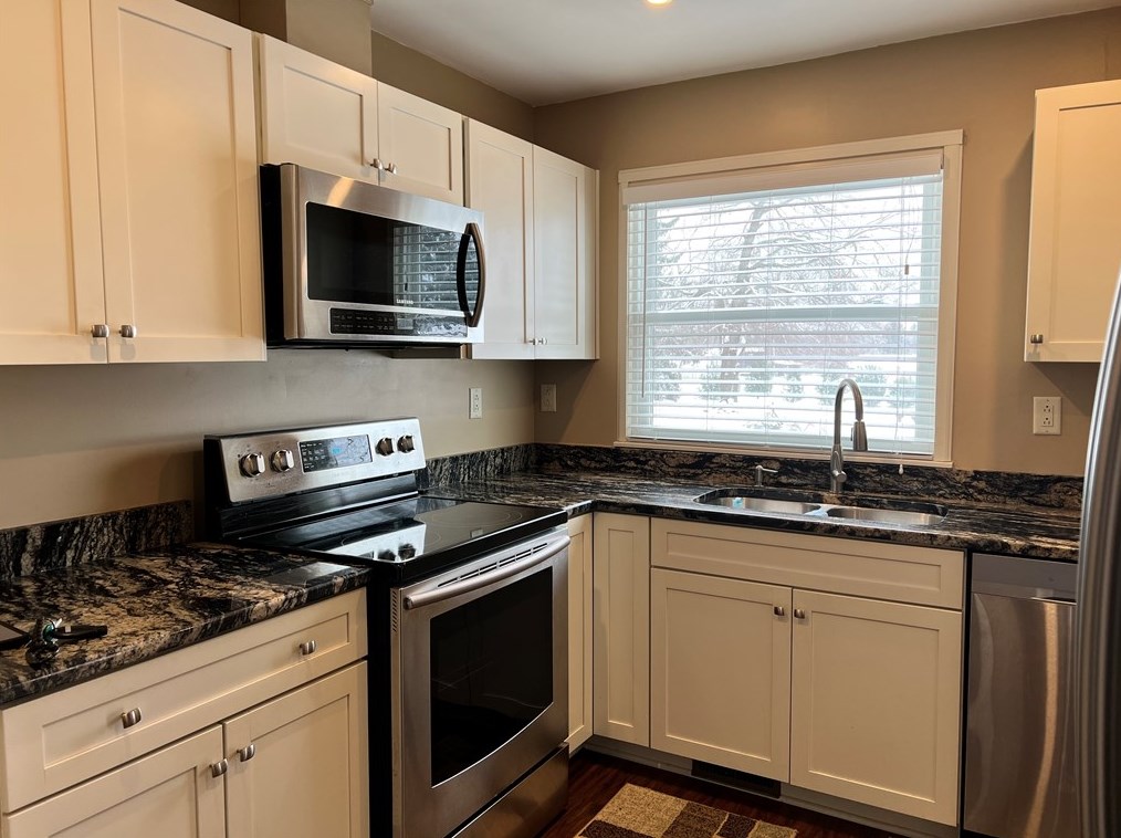 108 S 16th St, Greenville, PA 16125