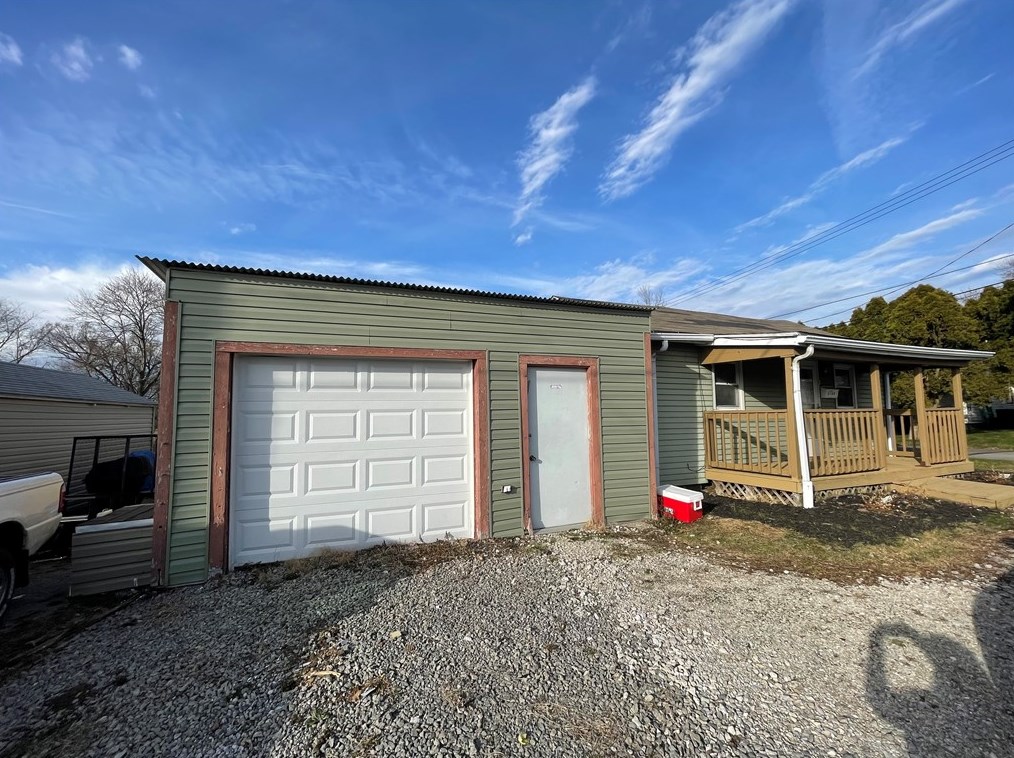 3109 45th St, New Brighton, PA 15066