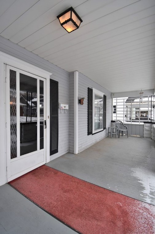 548 South Oakland, Hermitage, PA 16146