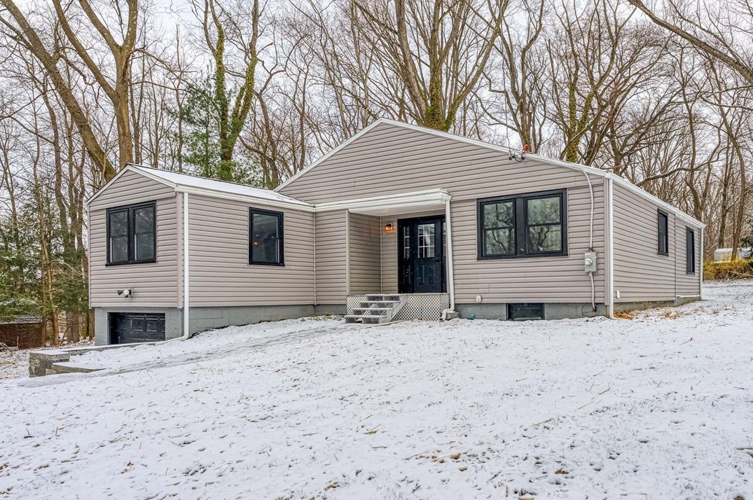 2848 Shamrock Dr, Allison Park, PA 15101-3170