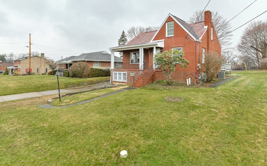 1151 Ridge Rd, Ambridge, PA 15003