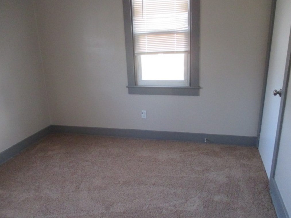 871 Park Ave, Washington PA 15301-9210 exterior