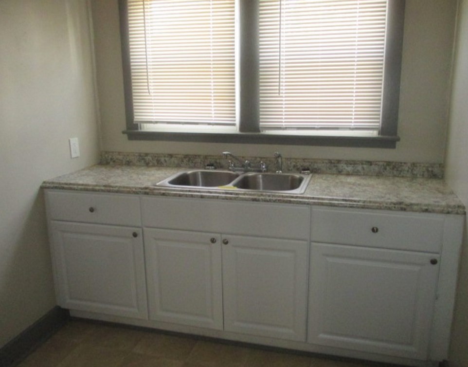 871 Park Ave, Washington PA 15301-9210 exterior