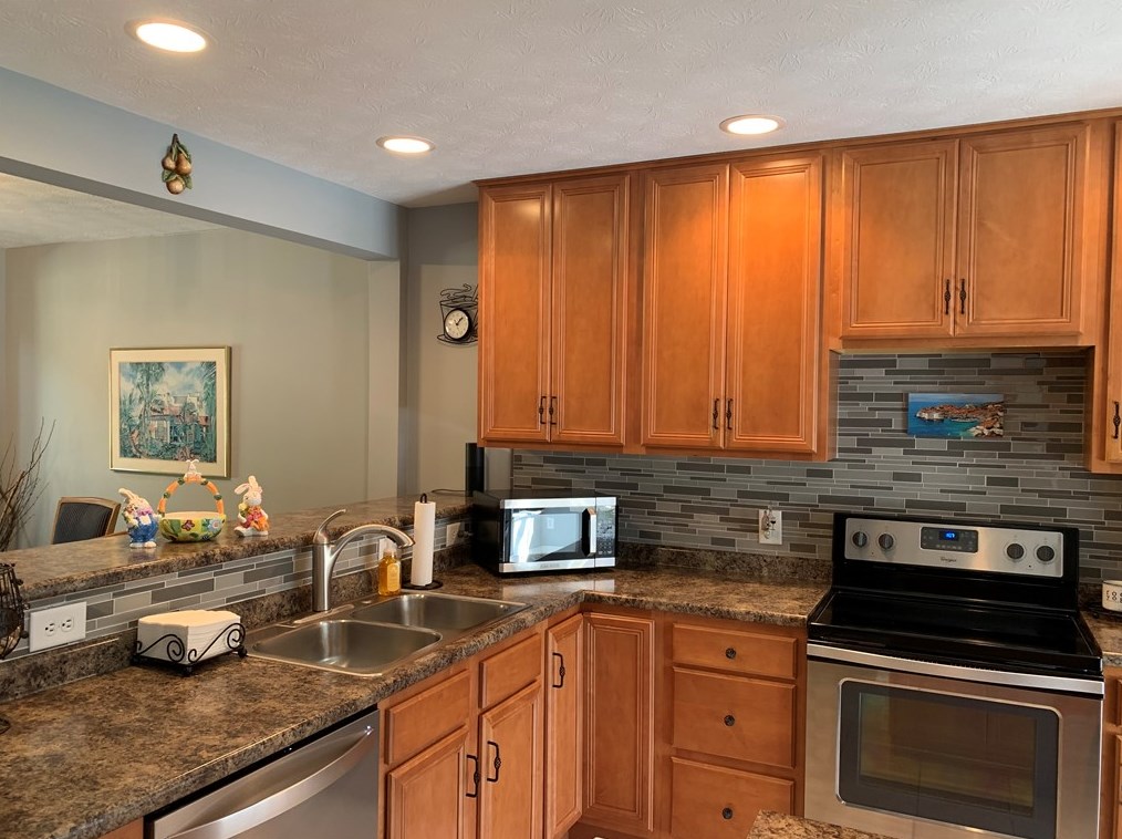 1804 Benson Blvd, Noblestown, PA 15071