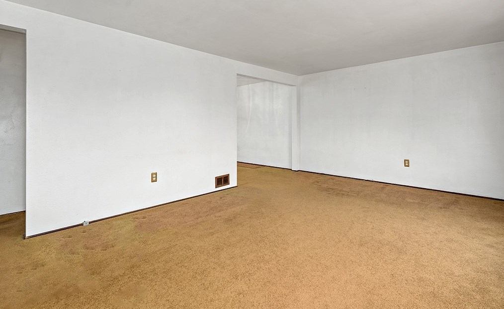 807 Westbury Rd, North Versailles PA  15137-1445 exterior