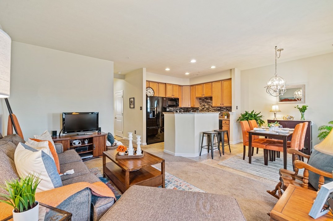 108 Sita Ct, Collier Township PA  15106 exterior