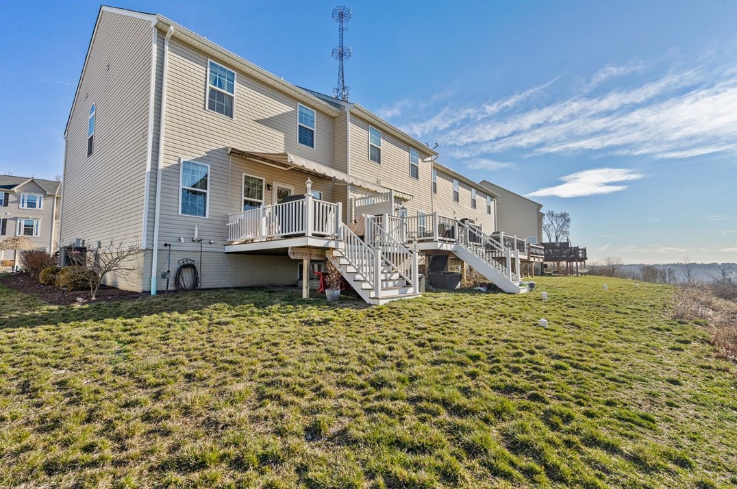 108 Sita Ct, Collier Township PA  15106 exterior