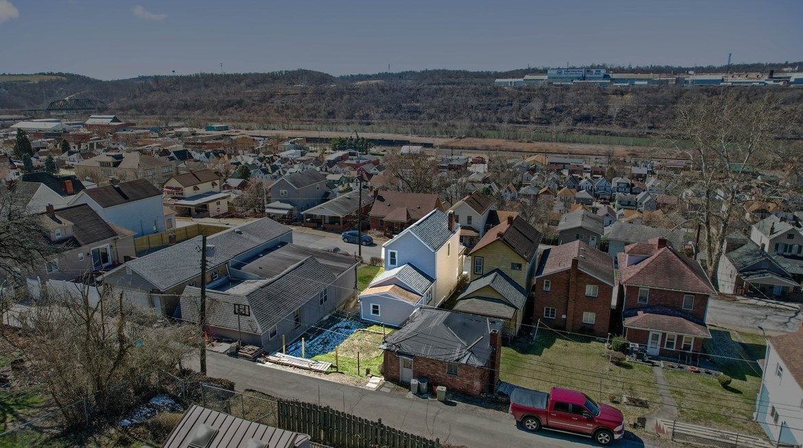 333 Euclid Ave, Glassport, PA 15045