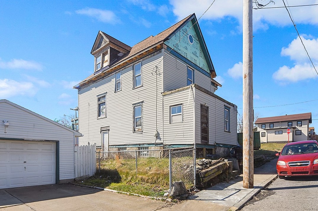 454 Harmony Ave, Rochester, PA 15074