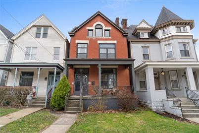 702 College St - Photo 1