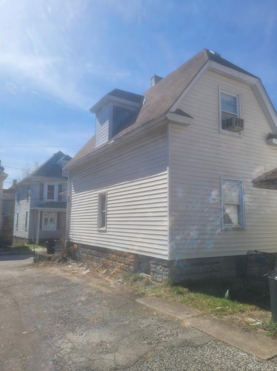 234 Amy Ave, Butler PA  16001-5218 exterior