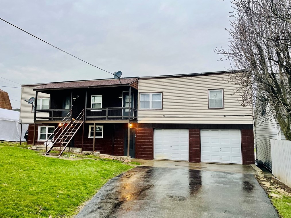 520 W Smithfield St, Mount Pleasant, PA 15666