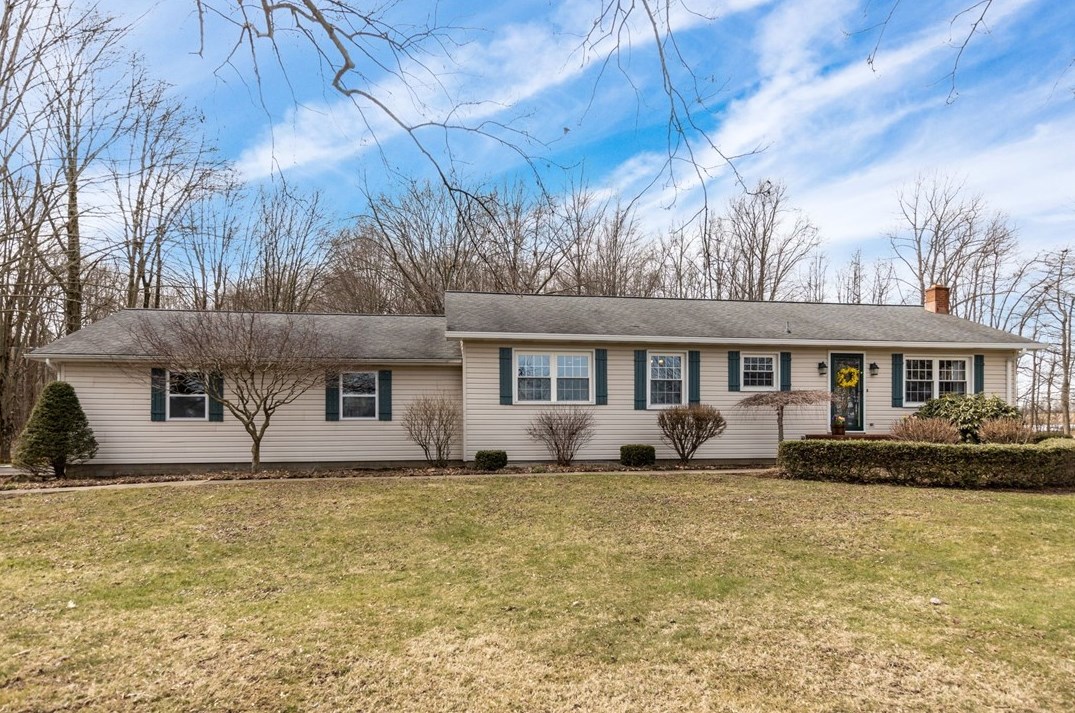 1988 Perry Hwy, Volant, PA 16156