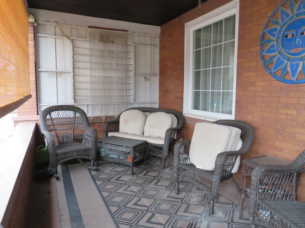 1927 Kenneth Ave, New Kensington, PA 15068
