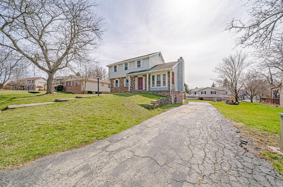 102 Redwood Cir, Latrobe, PA 15650