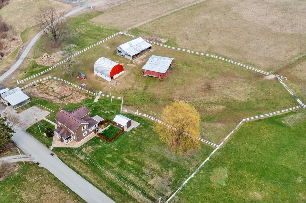 170 Old Ferry Rd, Rices Landing, PA 15357